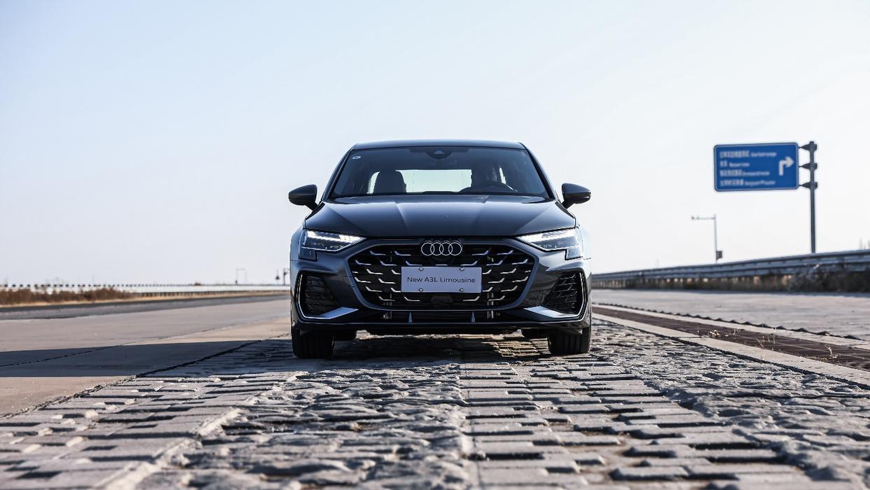 2025年大反攻已来，奥迪将用专家级造车反内卷 onerror=