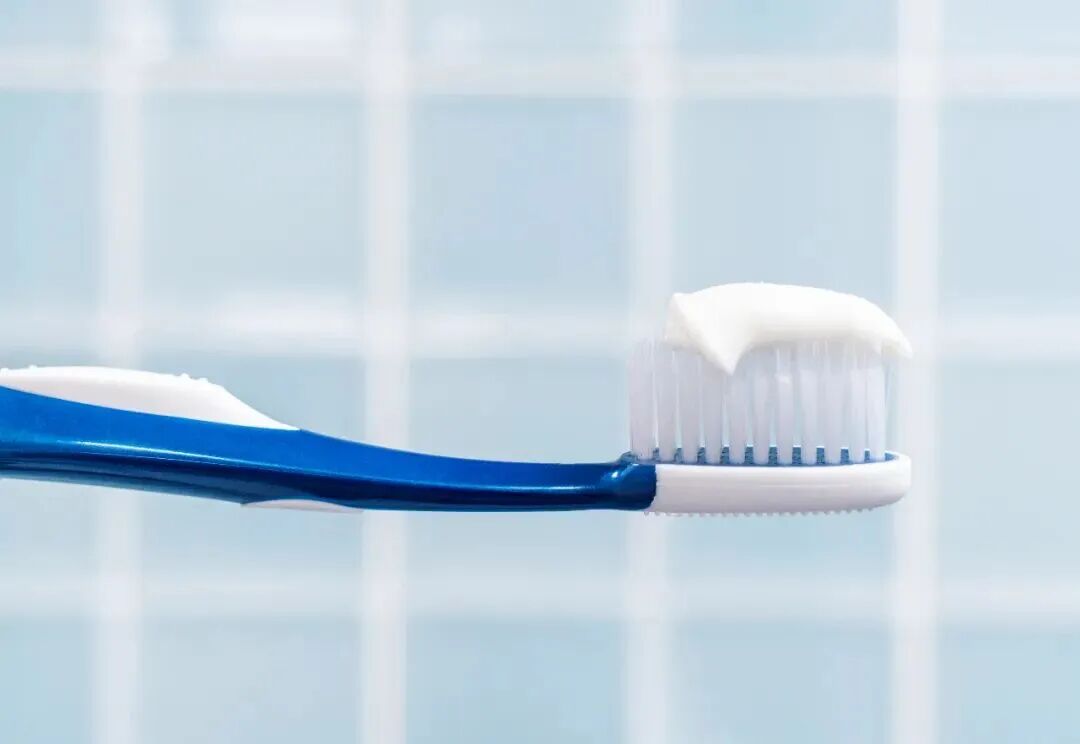 一天中最该刷牙的时刻，偷懒的人危险了！现在知道还不晚 onerror=