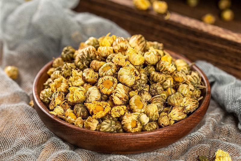 有一种花入药可降压降脂、通耳鼻，野生花却不能养生